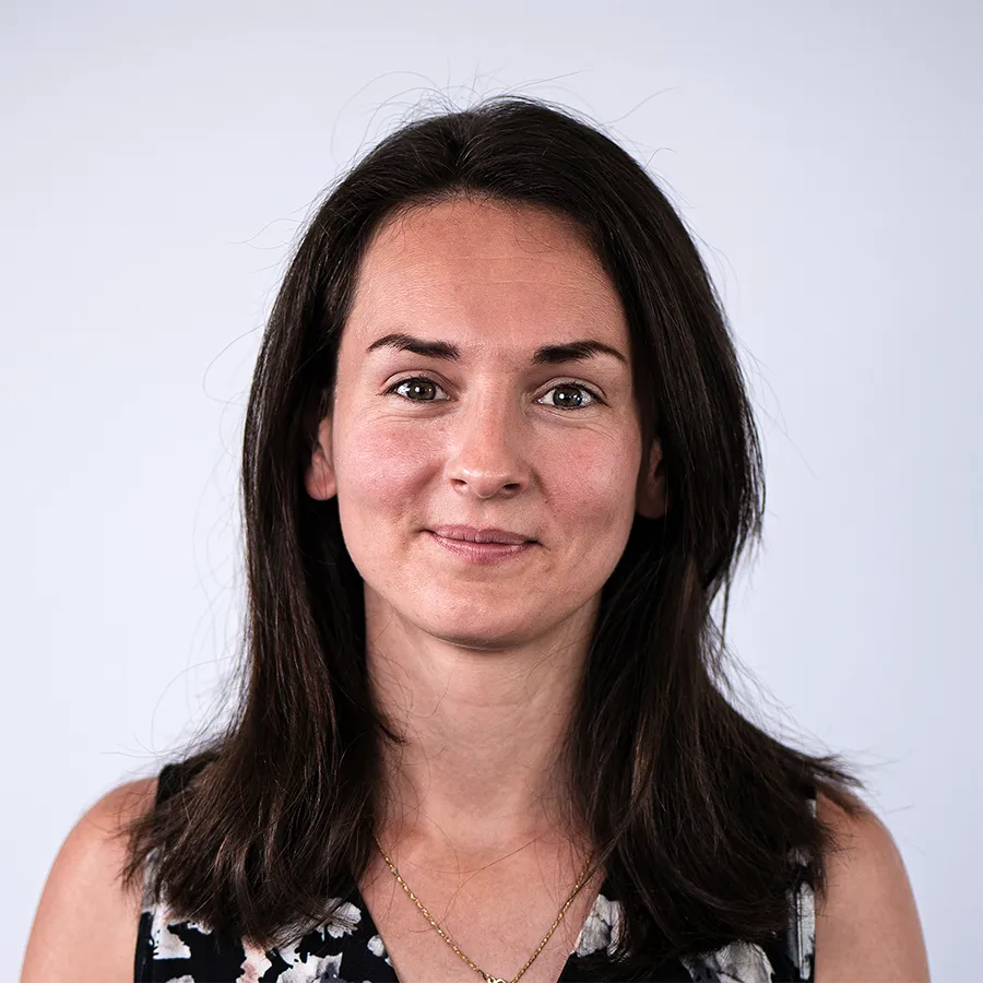 Ansprechpartnerin Viktória Miklós